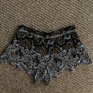 FREE PEOPLE- Womens shorts